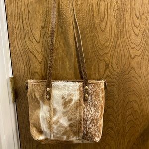 Myra small cowhide purse